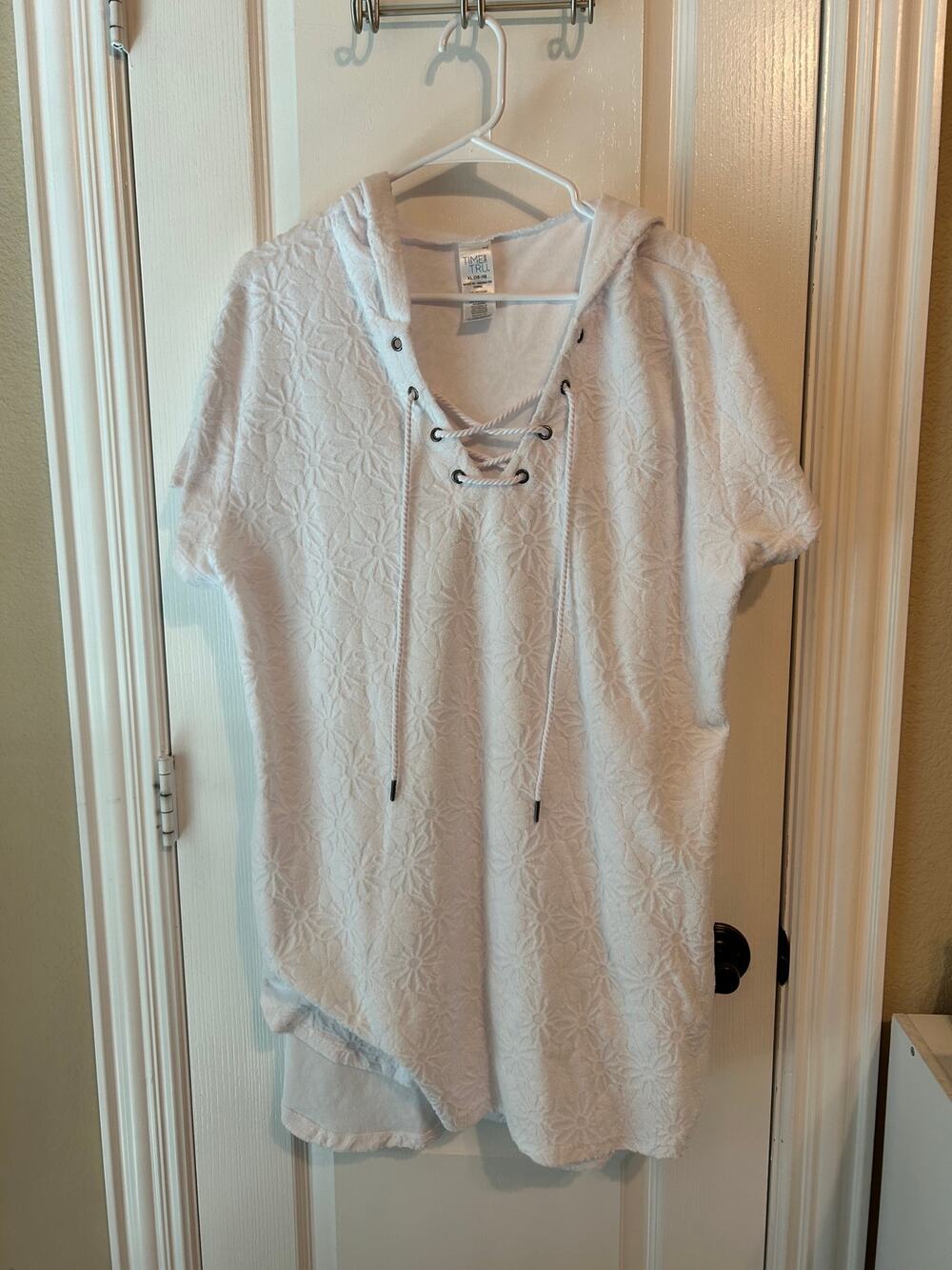 Time & Tru White Terry Cloth Cover Up XL